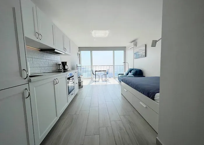 Mirador 23 Sea View By Pride Lägenhet *